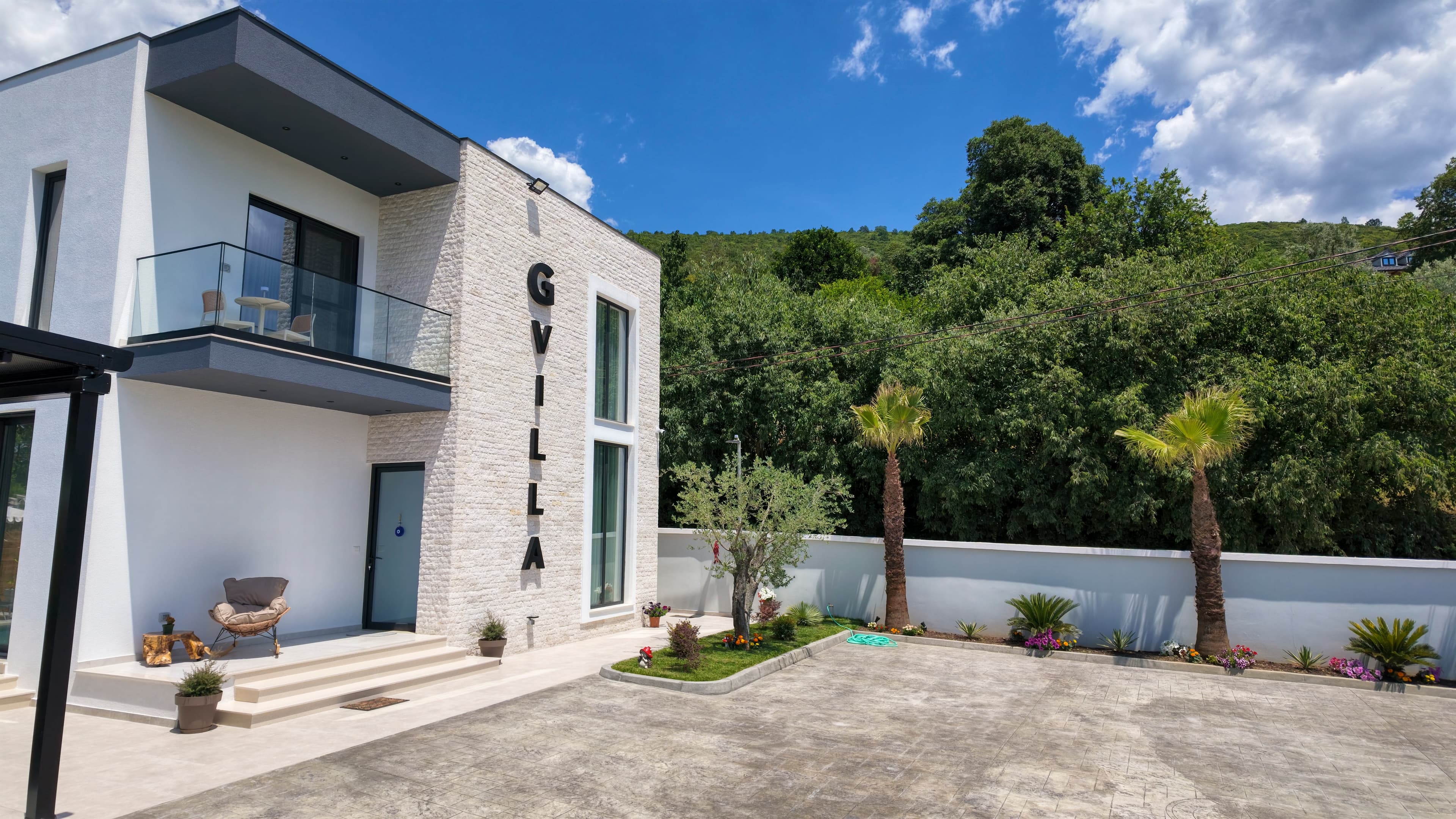 G Villa villa 1